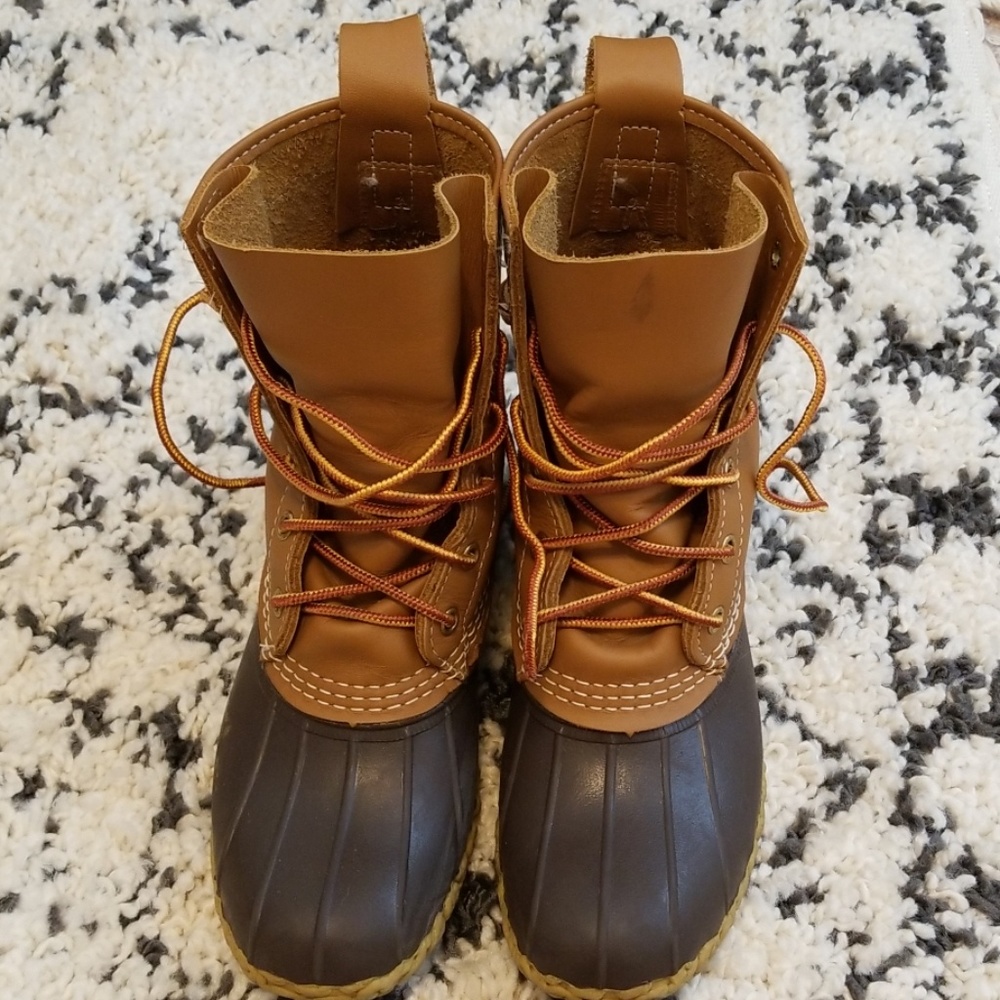 Bean boots